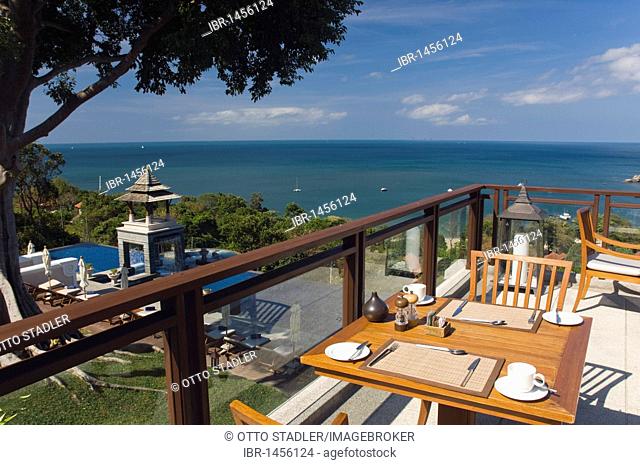 Tables at the pool, luxury hotel Pimalai Resort, Kantiang Beach, Ko Lanta or Koh Lanta island, Krabi, Thailand, Asia