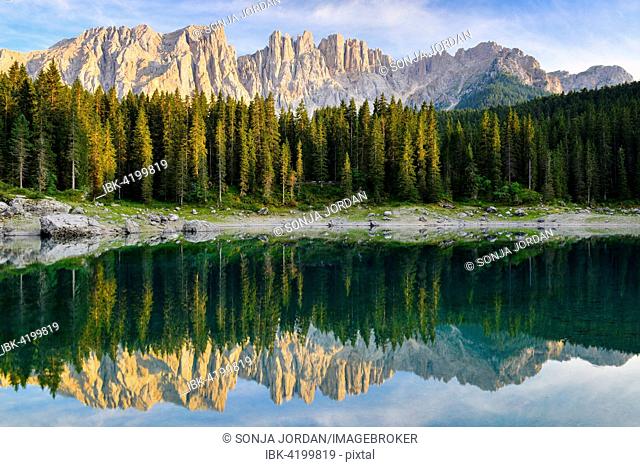 Karersee lake in front of Latemar, Lago di Carezza, Carezza, Dolomites, Trentino Province, Province of South Tyrol, Italy