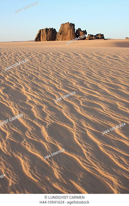 Algeria, Africa, north Africa, desert, sand desert, Sahara, Tamanrasset, Hoggar, Ahaggar, rock, rock formation, Tassili du Hoggar, sand, sand dune, evening