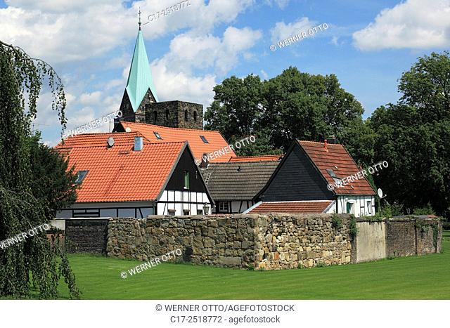 Germany, Herten, Ruhr area, Westphalia, North Rhine-Westphalia, NRW, Herten-Westerholt, Old Village Westerholt, Alte Freiheit Westerholt, town wall