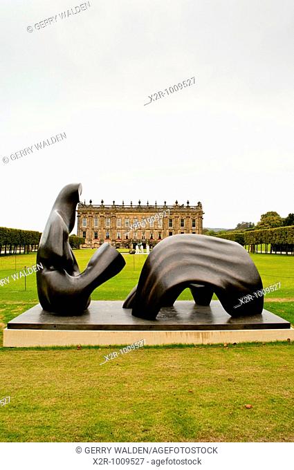 'Beyond Limits' by Henry Moore 1975 in the grounds of Chatsworth House, Derbyshire, England