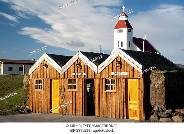 The church and a petrol station in a wooden hut, Moeðrudalur, Highlands of Iceland, Iceland, Europe