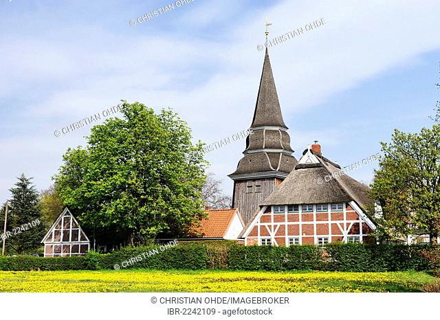 St. Johannis church in Curslack, Vier- und Marschlande landscape, Hamburg, Germany, Europe