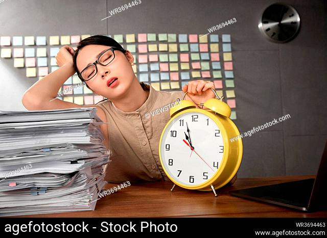 Ms fatigue of the business and the alarm clock