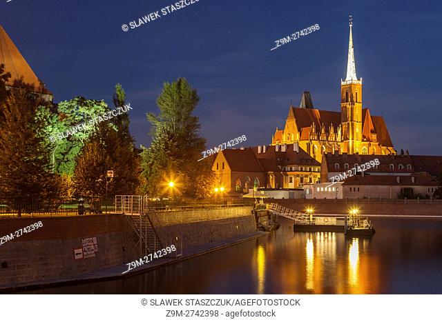 Night falls at Ostrow Tumski in Wroclaw, Poland