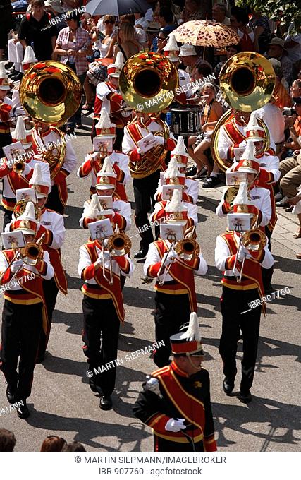 Historical parade, 1. German marching band the Sound of Frankfurt, Rakoczi Festival, Bad Kissingen, Rhoen, Lower Franconia, Bavaria, Germany, Europe