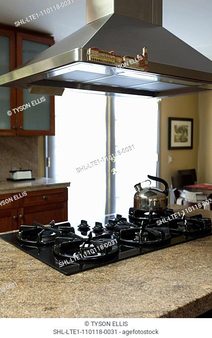 Cooktop on kitchen island