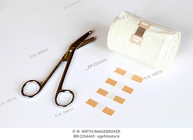 Bandage scissors, plasters and bandage
