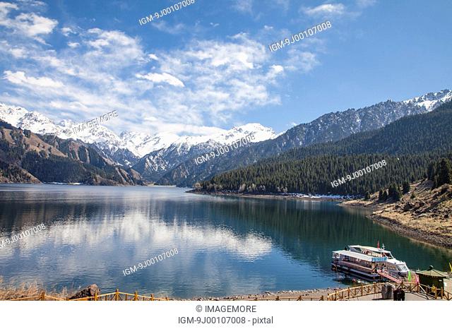 Tien Shan Mountains, Heaven Lake, Xinjiang Province, China, Asia, Lake