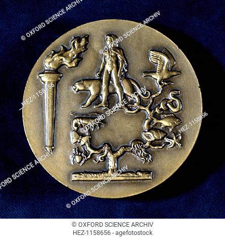 Medal commemorating Jean Baptiste de Monet, Chevalier de Lamarck, French biologist, 20th century. Lamarck's (1744-1829) theory of evolution by inheritance of...