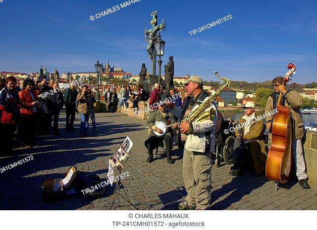 Czech Republic, Prague, musicians on Charles Bridge