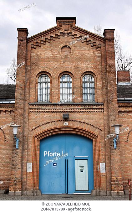 Jugendstrafanstalt, Justizvollzugsanstalt Plötzensee (im Berliner Volksmund als Plötze bekannt) ist eine Justizvollzugsanstalt (JVA) am Friedrich-Olbricht-Damm...