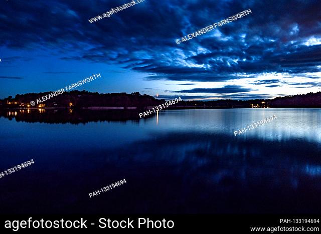 Stockholm, Sweden A midsummer midnight sun view over lake Malaren. | usage worldwide. - STOCKHOLM/Sweden
