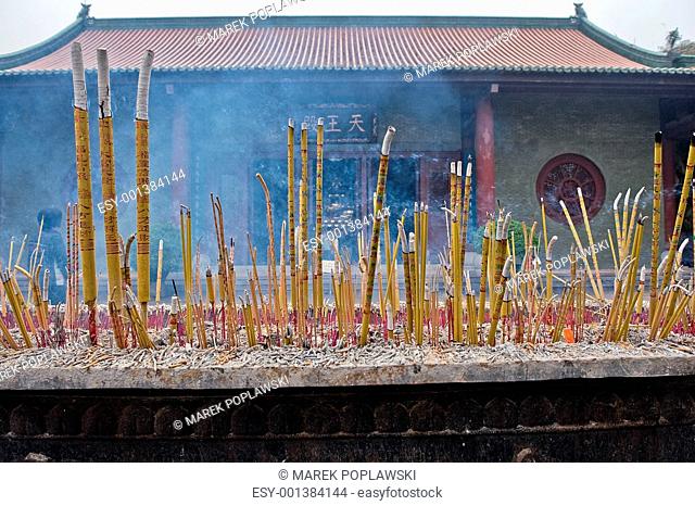 Baolin Temple incense burning