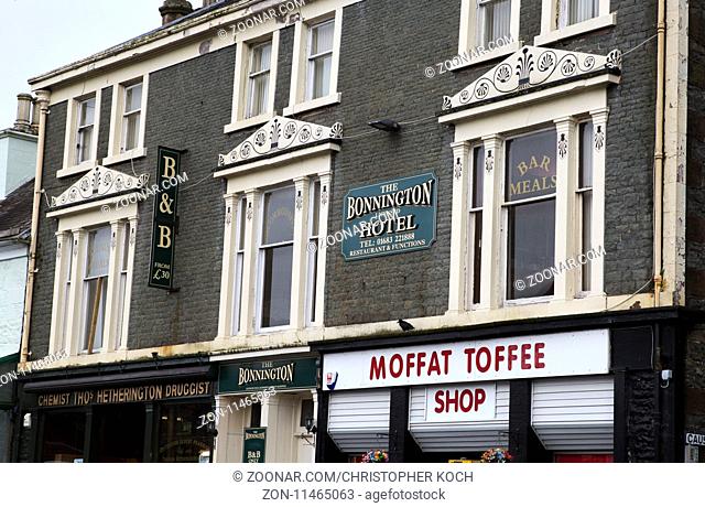 Hotel und Moffat Toffee Shop in Moffat, Schottland 2017