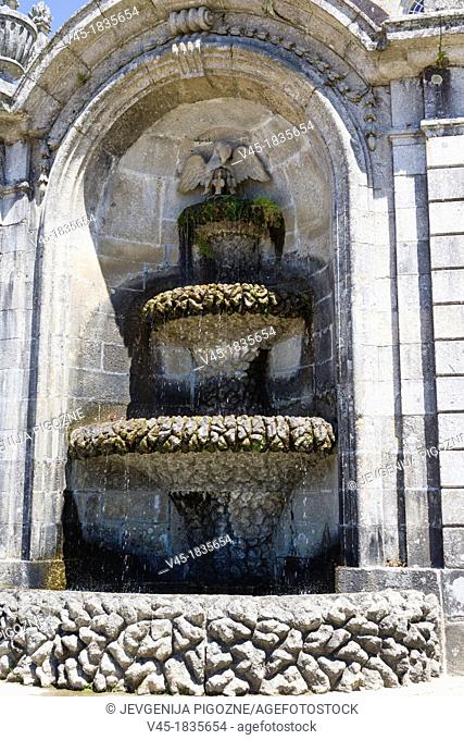 Fonte do Pelicano, Pelican fountain, Terreiro de Moises , Santuario do Bom Jesus do Monte, Good Jesus of the Mount sanctuary, Tenoes, Braga, Cavado, Norte