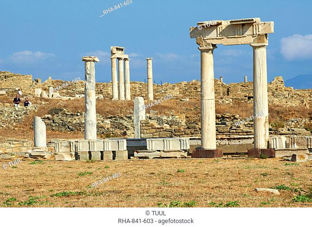 Agora of the Italians, Delos, UNESCO World Heritage Site, Cyclades Islands, Greek Islands, Greece, Europe