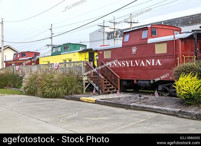 Titusville, Pennsylvania - The Caboose Motel. Guests stay in rooms in cabooses from a variety of railroads
