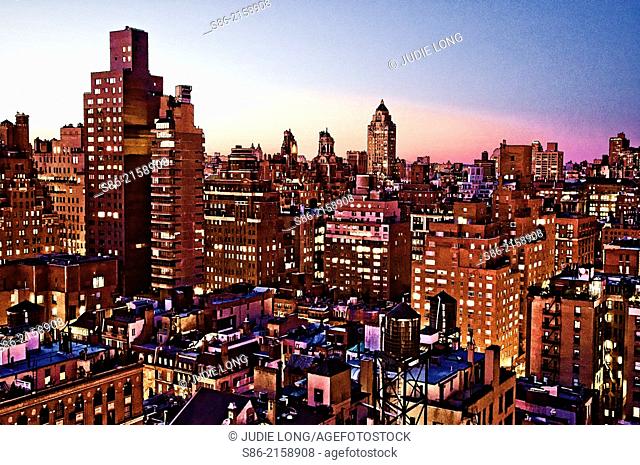 Looking Northwest at Twilight. Upper East Side of Manhattan, New York City, USA