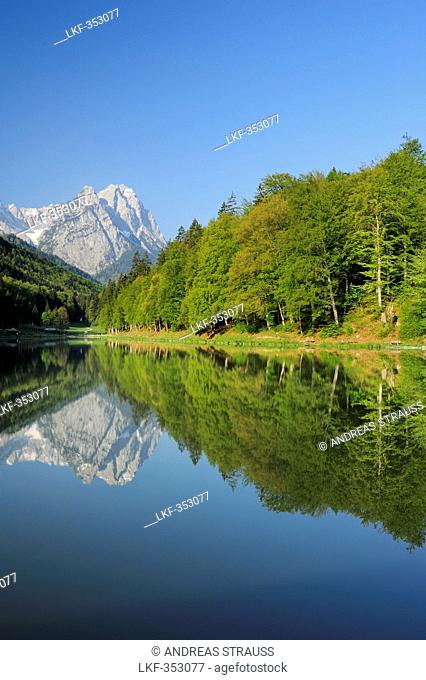 Zugspitze range with Waxenstein reflecting in lake Riessersee, Riessersee, Garmisch-Partenkirchen, Wetterstein range, Werdenfels, Upper Bavaria, Bavaria