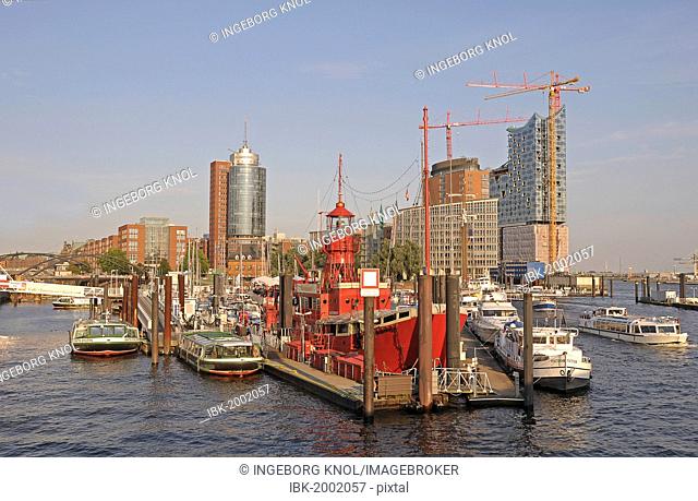 Port of Hamburg with a lightship, Kehrwiederspitze and Elbe Philharmonic Hall, Hamburg, Germany, Europe