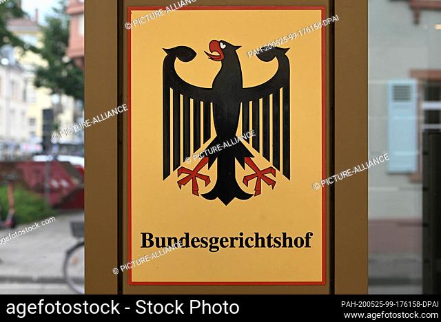 25 May 2020, Baden-Wuerttemberg, Karlsruhe: A sign with a federal eagle and the lettering Bundesgerichtshof (Federal Court of Justice)
