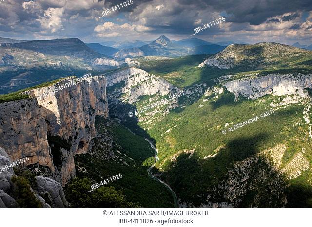 Gorges du Verdon, Verdon Gorge, Parc Naturel Regional du Verdon, Verdon Natural Regional Park, Provence, Provence-Alpes-Cote d'Azur, France