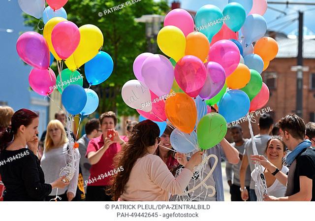 Students of the General Students' Committee (AStA) of the Viadrina European University open the 'festival contre le racisme' with a balloon flashmob for more...