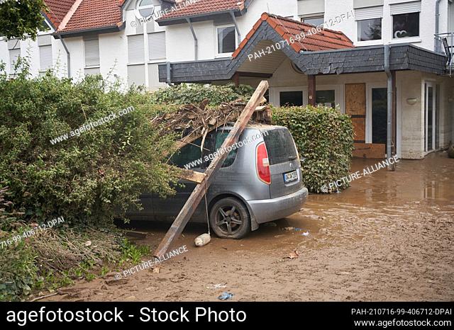 16 July 2021, Rhineland-Palatinate, Sinzig: The Lebenshilfe-Haus home for the disabled. Heavy rain also led to extreme flooding here