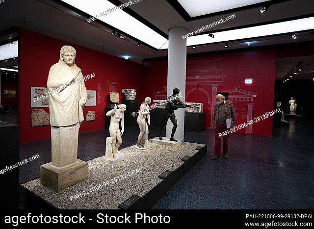 PRODUCTION - 06 October 2022, Hamburg: Statues and reliefs are on display in the exhibition ""The New Images of Augustus