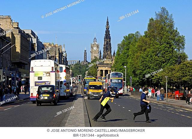 Street scene at Princes Street, Edinburgh, Lothian Region, Scotland, United Kingdom, Europe
