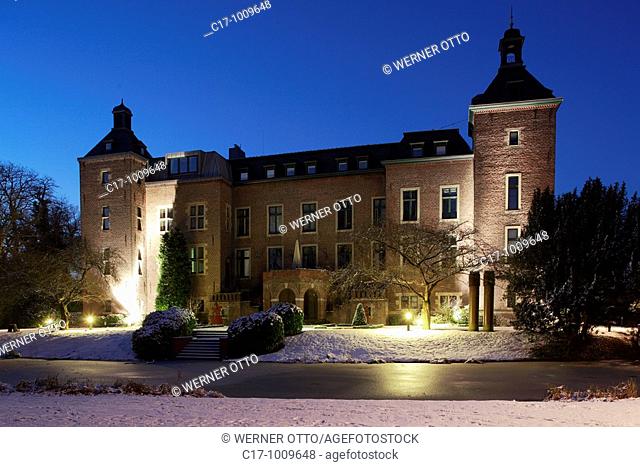 Germany, Willich, Niers, Lower Rhine, North Rhine-Westphalia, Willich-Neersen, manor house Neersen, moated castle, Middle Ages, baroque, city hall of Willich