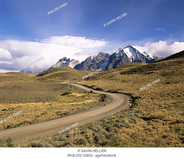 Road leading to Cuernos del Paine mountains, Torres del Paine National Park, Patagonia, Chile, South America