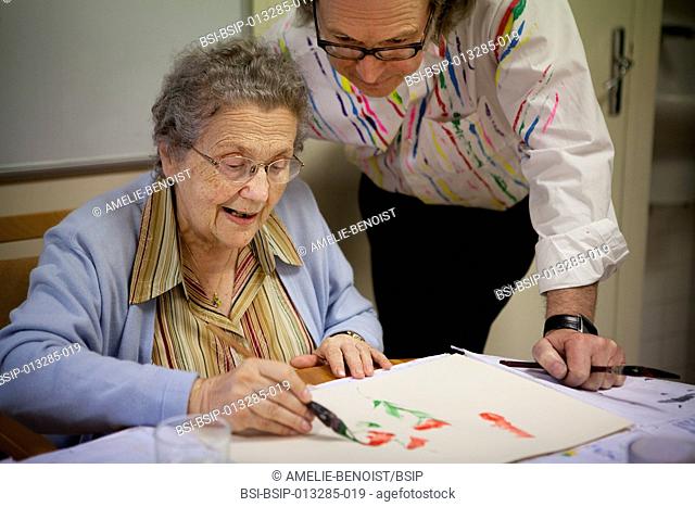 Reportage on art therapy in the Emilie de Rodat retirement home in Rueil Malmaison, France. This retirement home houses people suffering from Alzheimer's...