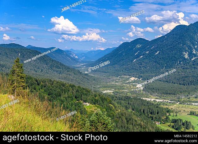Germany, Bavaria, Werdenfelser Land, Wallgau, Isar valley, view from Krepelschrofen