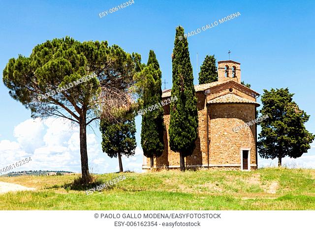 Cappella di Vitaleta (Vitaleta Church), Val d'Orcia, Italy. The most classical image of Tuscan country