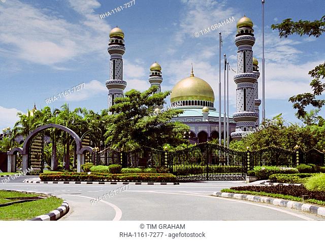 Jame'Asr Hassanal Bolkiah Mosque at Kampong Kiarong in Brunei Darussalam