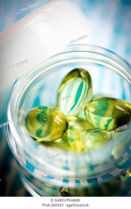 Nutritional supplements, liquid nutritional supplements in capsules on jar