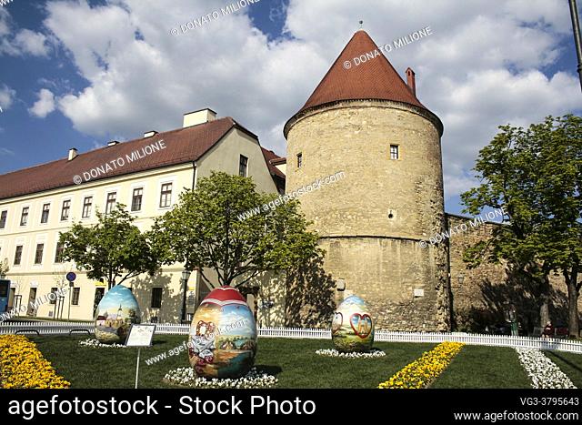 Zagreb, Croatia, Republika Hrvatska, Europe. Kaptol Square, The tower of the fortification Kaptolska utvrda (Kaptol fortress)