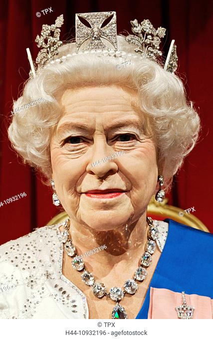 England, London, Madame Tussauds, Waxwork Display of Queen Elizabeth II