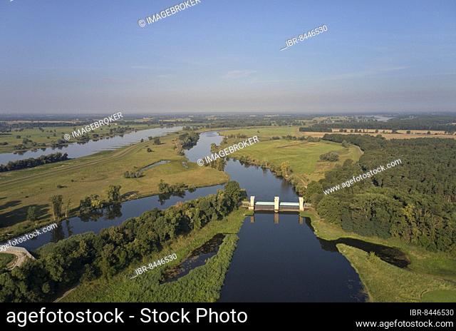 Aerial view of the Havel and Gnevsdorf receiving waters in the area of the mouth of the Havel. In the background, the Elbe and the Elbe floodplain in the UNESCO...