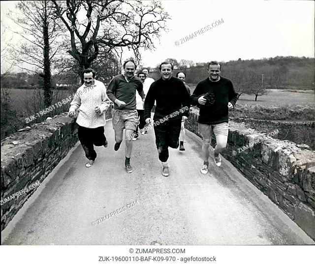 Feb. 29, 2012 - Toughening-up: business men out for a run across the Deven Hills. (Credit Image: © Keystone Pictures USA/ZUMAPRESS.com)