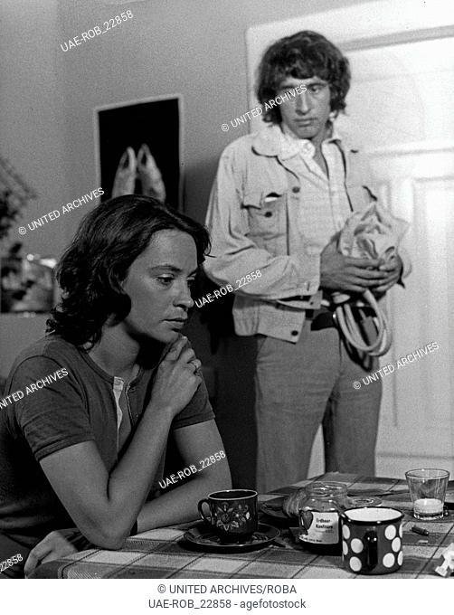 Die Episode ""... und dann ist Zahltag"" aus der Krimiserie ""Tatort""; Deutschland 1976, Regie: Jürgen Roland, Darsteller: Monica Bleibtreu, Jörg Pleva