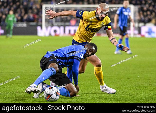 Club's Clinton Mata and Union's Teddy Teuma fight for the ball during a soccer match between Club Brugge KV and Royale Union Saint-Gilloise