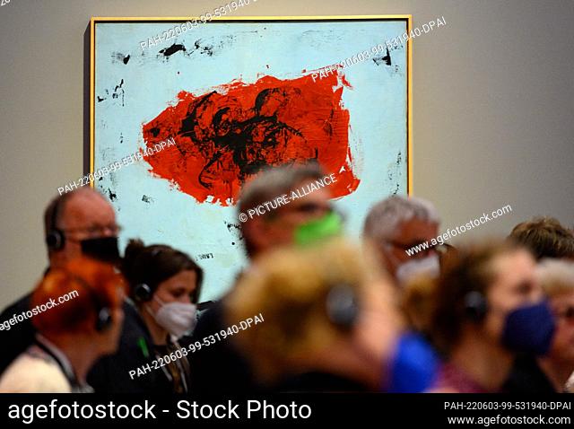 02 June 2022, Brandenburg, Potsdam: Visitors stand in the Museum Barberini during a press preview of the exhibition ""The Form of Freedom