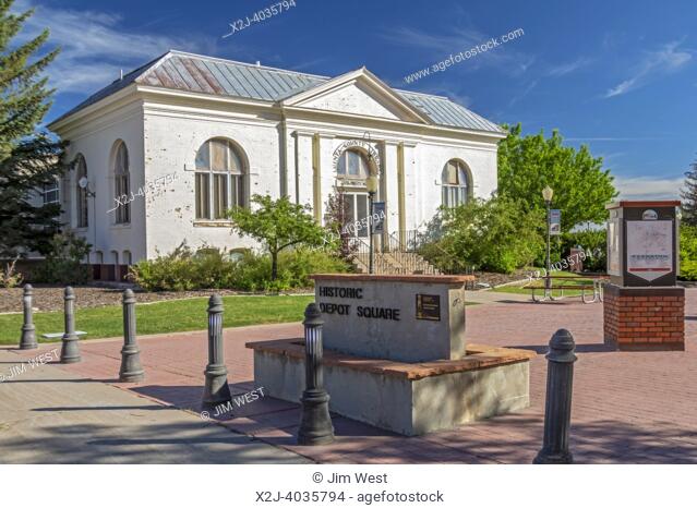 Evanston, Wyoming. The Carnegie Library, which opened with 3, 000 books in 1906. It was a library until 1984 and now houses the Uinta County Museum and the...