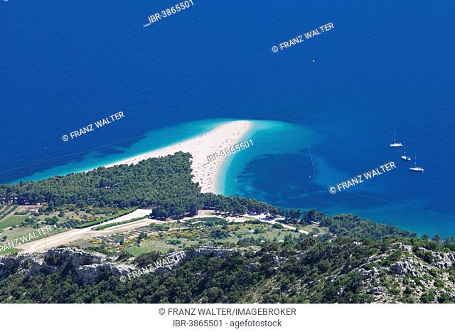 The beach at Zlatni Rat or Golden Horn, Bol, island of Brac, Dalmatia, Croatia