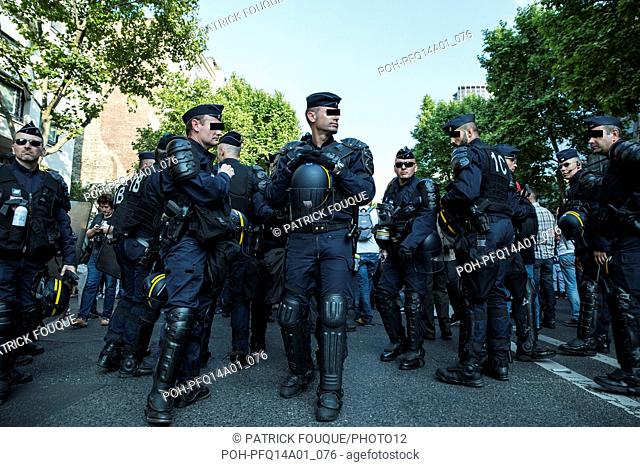 Demonstration in favour of the Palestine, in Paris, on July 23, 2014 Photo Patrick Fouque Contact us prior publication on a cover or double spread (special...