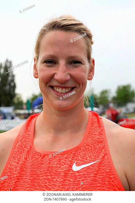 Diskuswerferin Julia Fischer (SCC Berlin) beim 10. Solecup Leichtathletik 26.06.2015 in Schönebeck