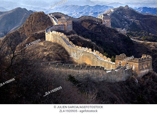 The Great Wall of China snaking across the hills. China, Beijing, Jinshanling, Great Wall. (/Julien Garcia)
